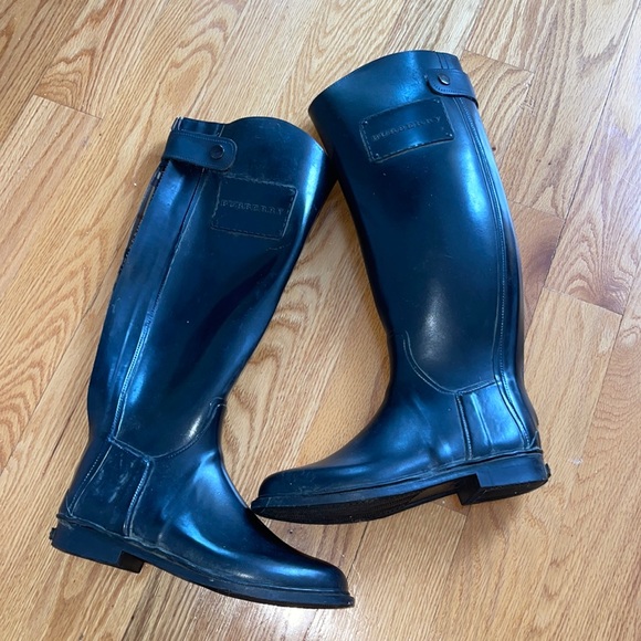 BURBERRY RAIN BOOTS RIDING SHOES BLACK 38 8 - Picture 1 of 13